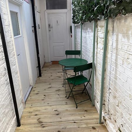 Acton High Street Appartement Londen Buitenkant foto