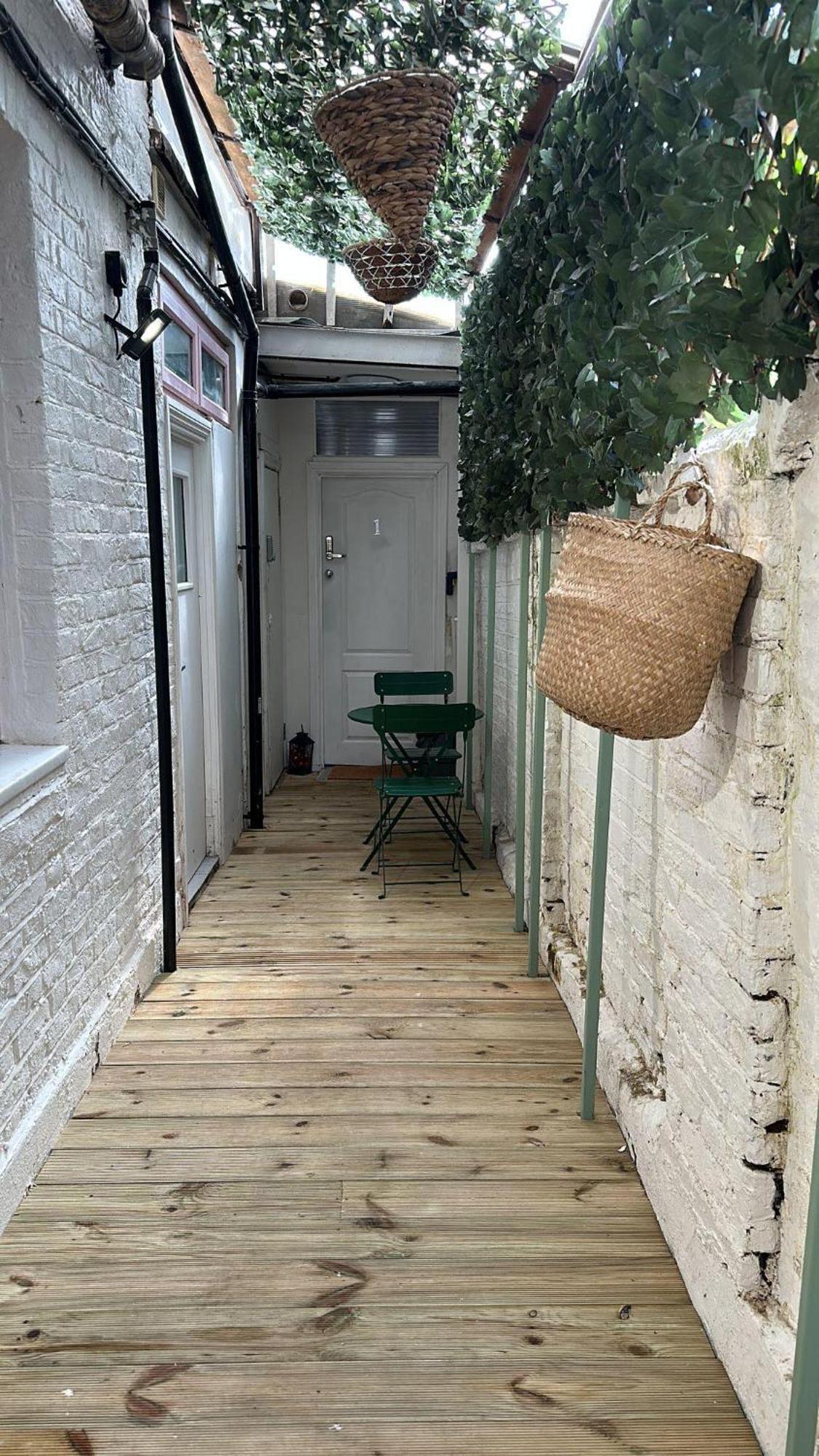 Acton High Street Appartement Londen Buitenkant foto