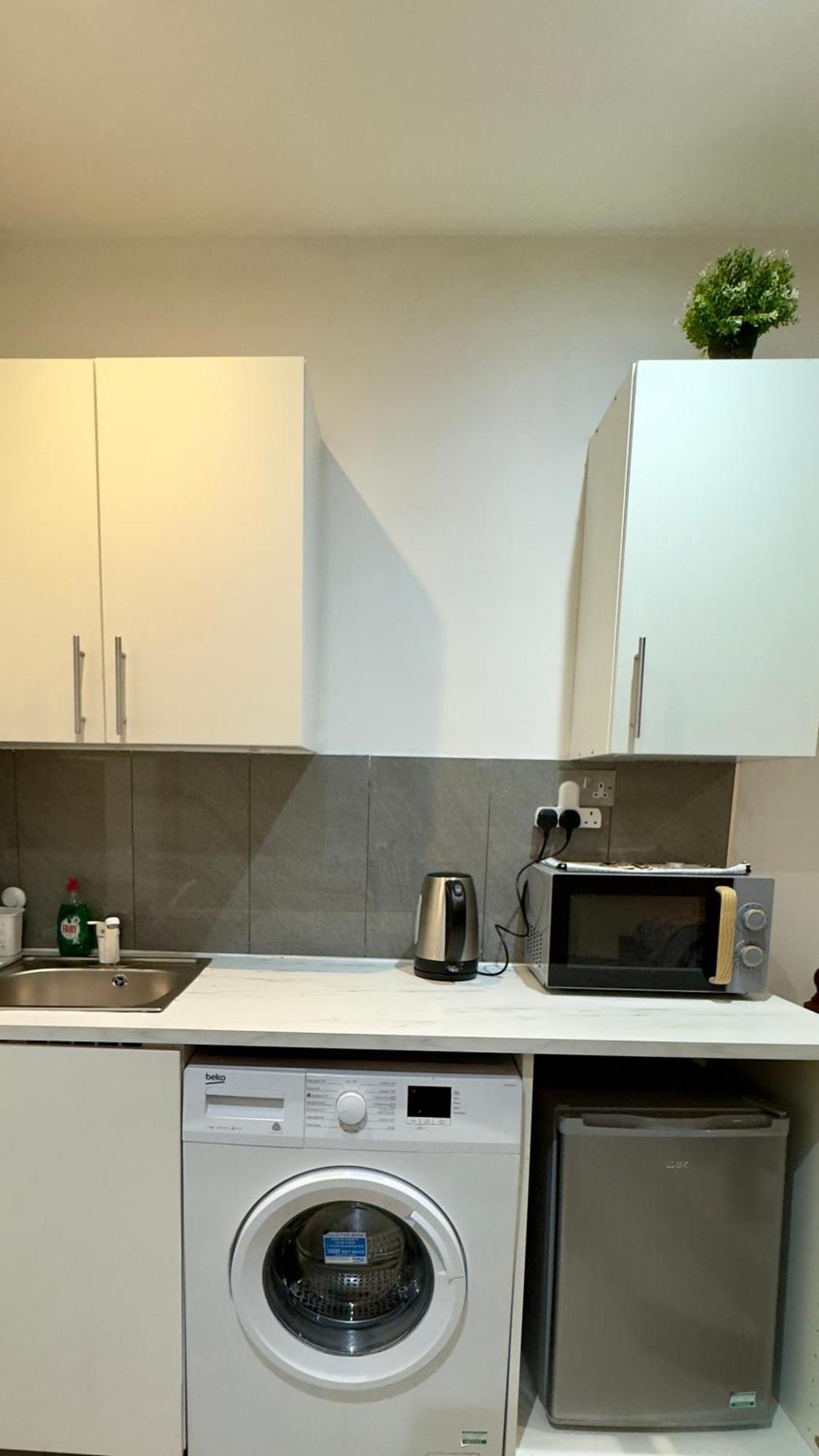 Acton High Street Appartement Londen Buitenkant foto